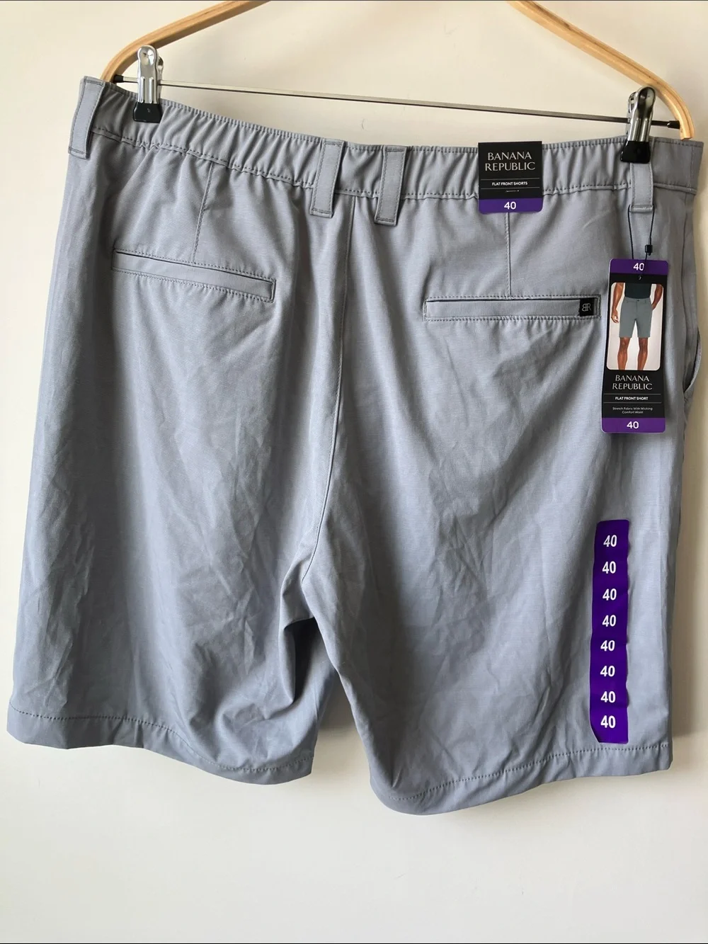 BANANA REPUBLIC Griffin Gray Comfort Flat-Front Shorts Men’s Size 40 NWT